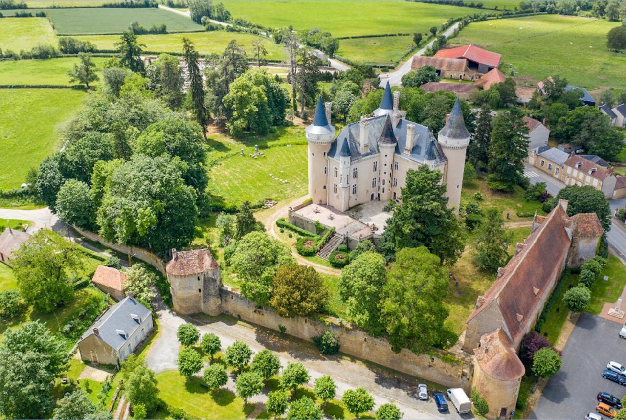 Chateau Saint-Chartier Bed & Breakfast Exterior foto